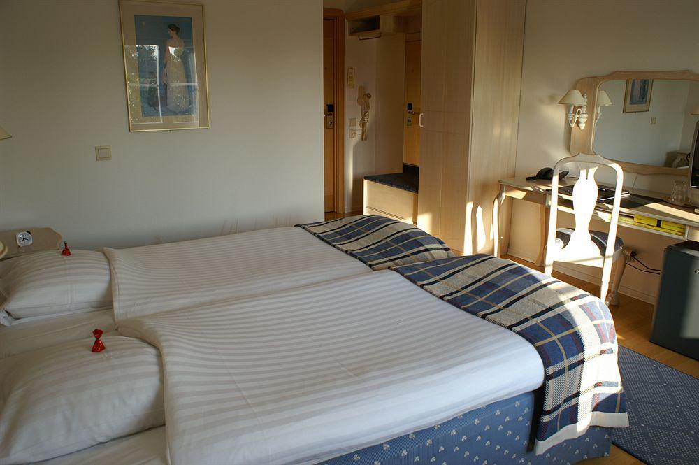 Hotel Moelndals Bro מראה חיצוני תמונה